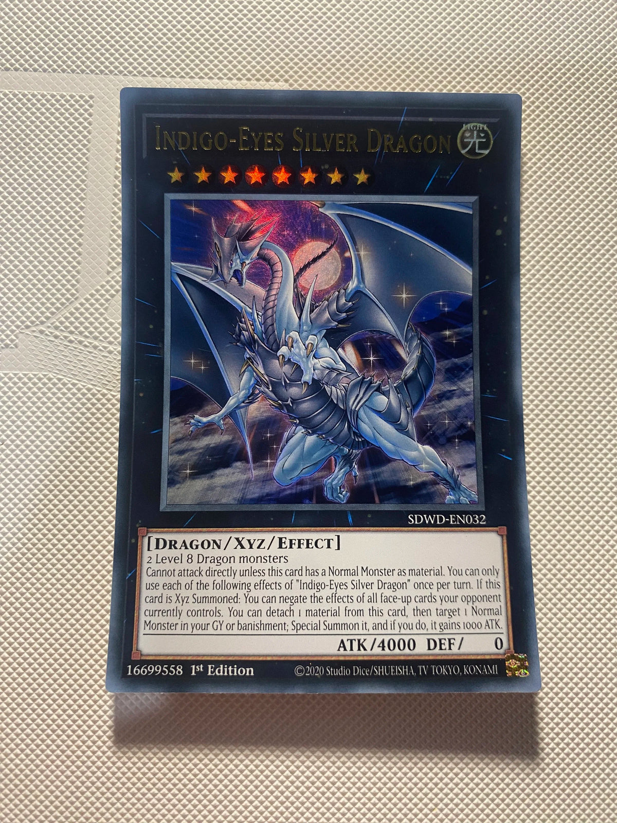 Indigo-eyes Silver Dragon Ultra Rare Near Mint