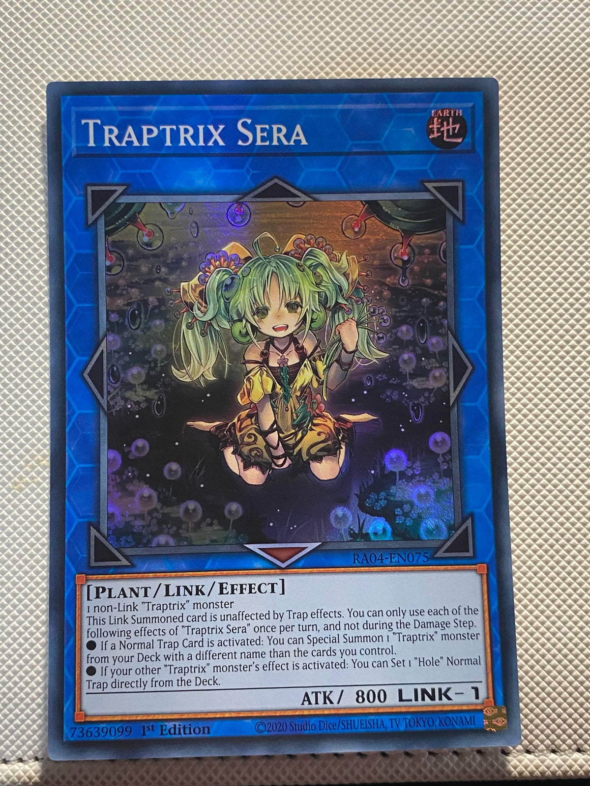 TRAPTRIX SERA Super Rare