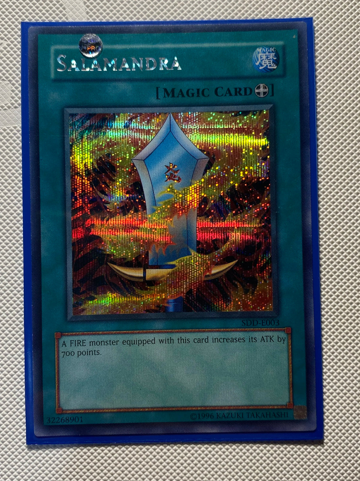 SALAMANDRA Prismatic Rare