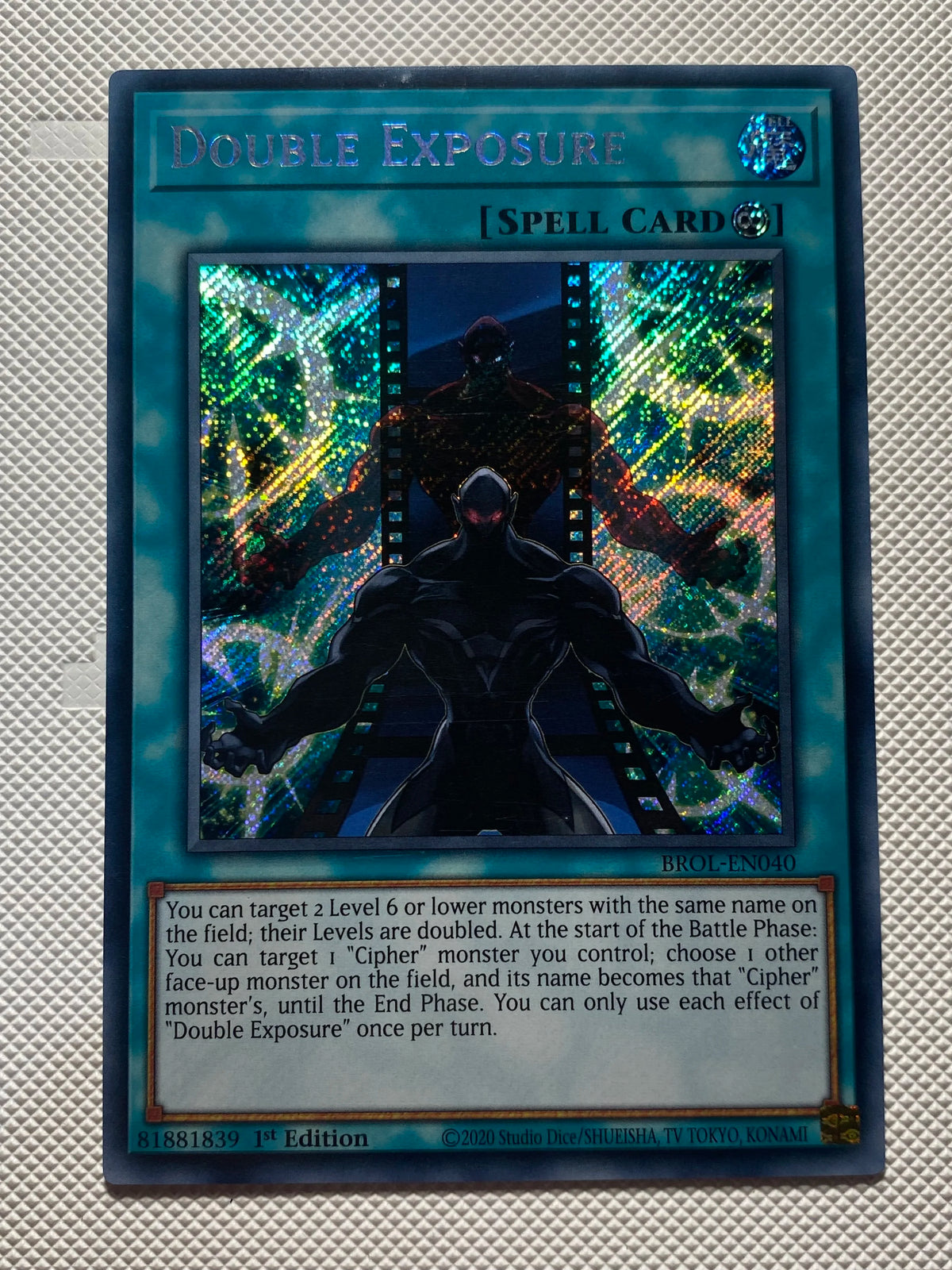 DOUBLE EXPOSURE Secret Rare