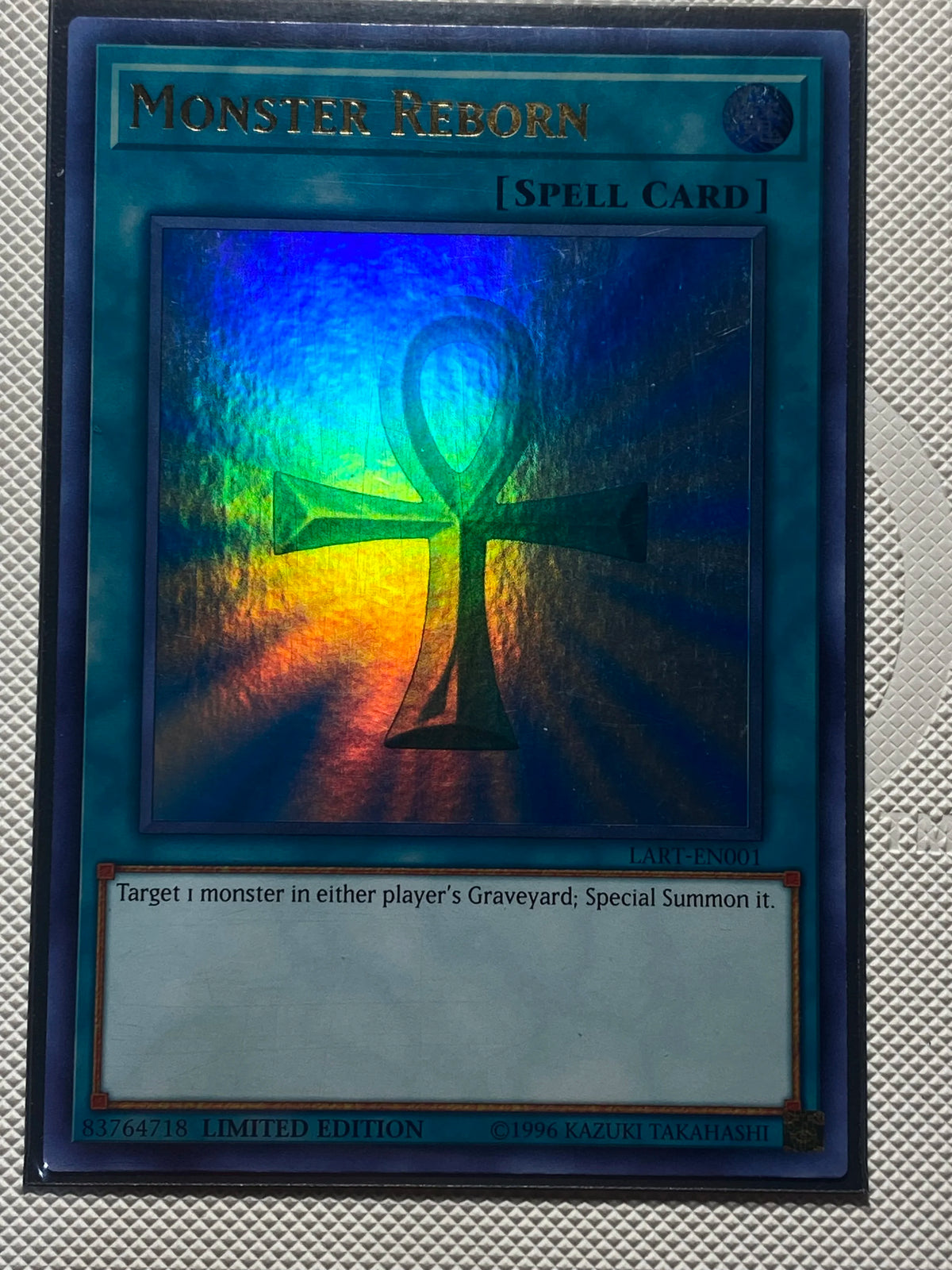 MONSTER REBORN (AMERICAN PRINT) Ultra Rare