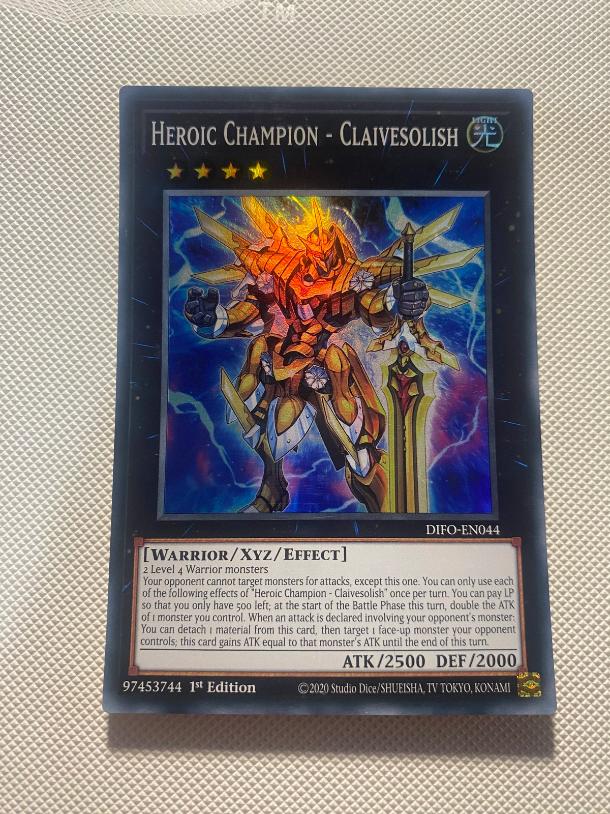 Heroic Champion - Claivesolish Super Rare Near Mint