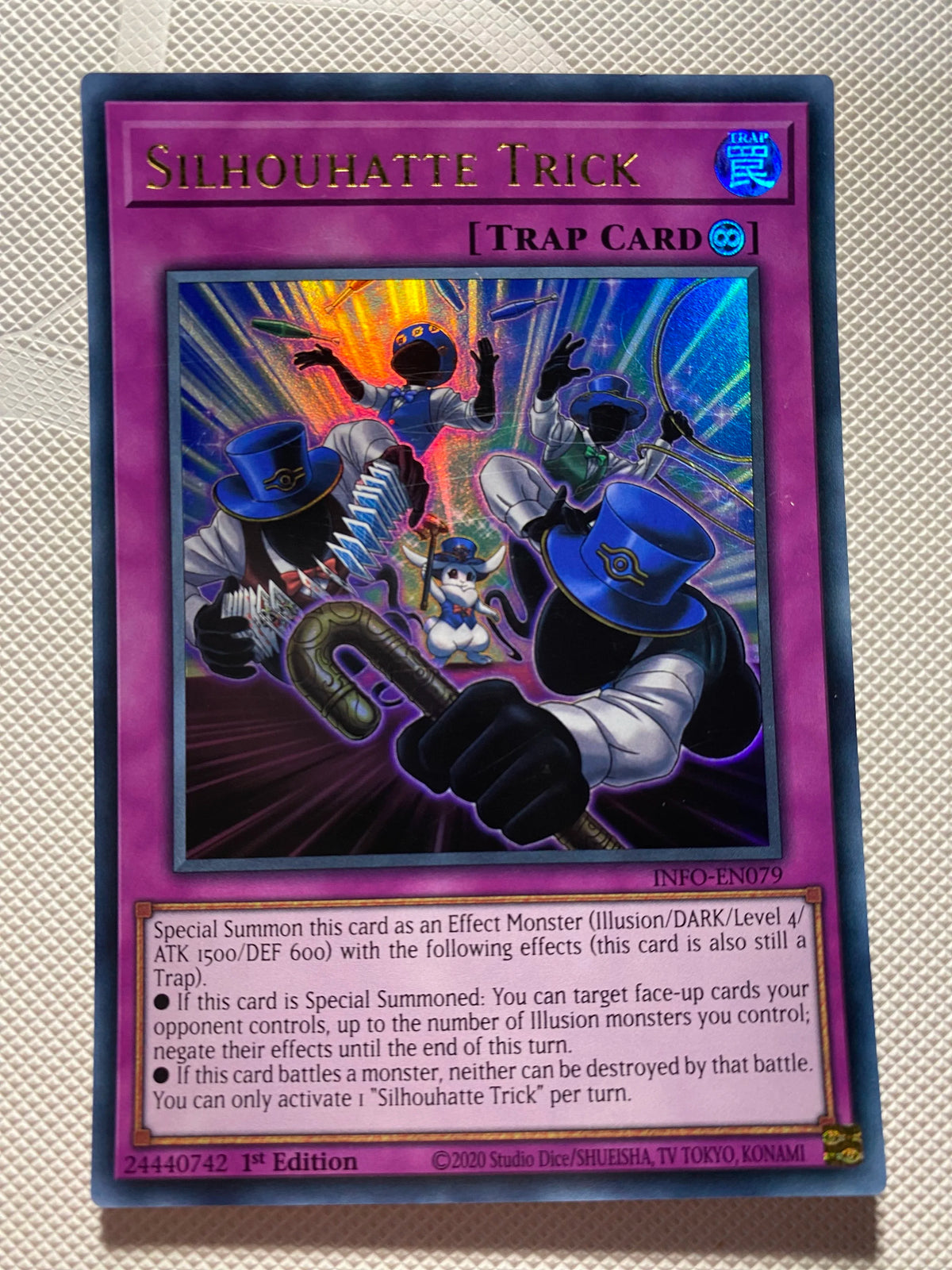 Silhouhatte Trick Ultra Rare Near Mint