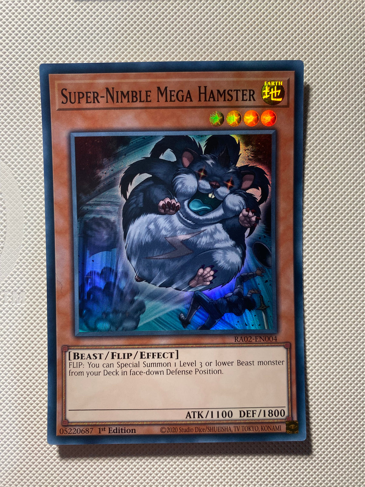 Super-nimble Mega Hamster Super Rare Near Mint